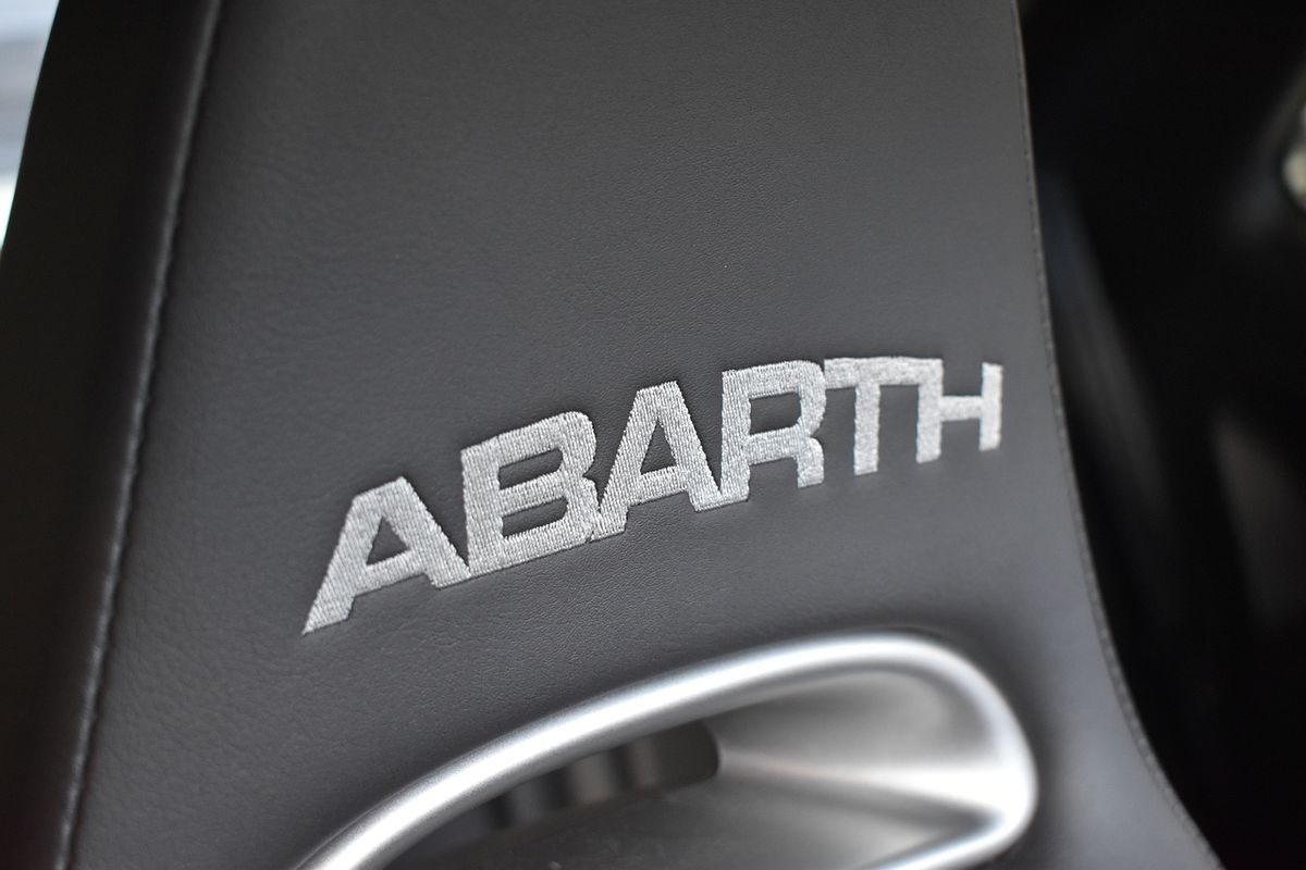 2018 Abarth 595 Competizione Series 4