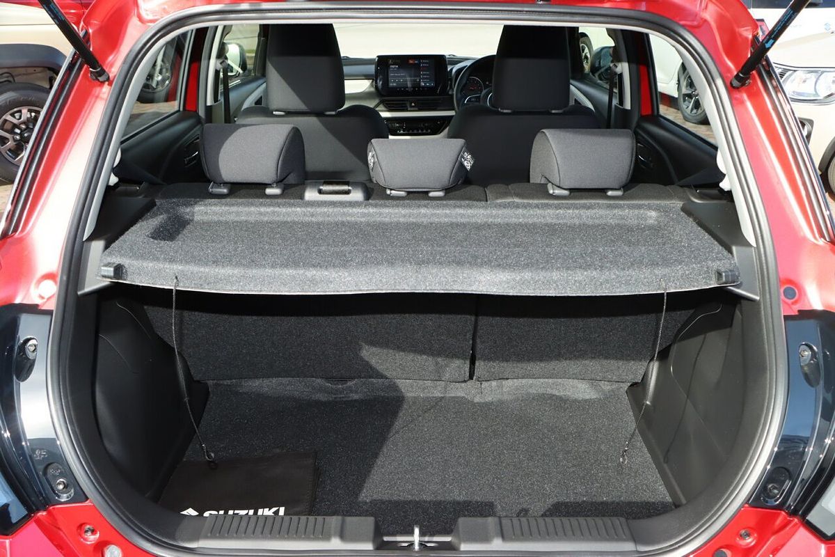 2024 Suzuki Swift Hybrid UZ