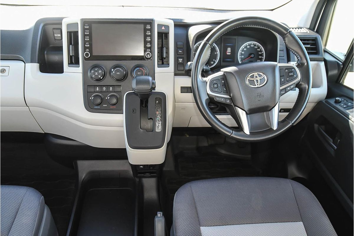 2020 Toyota Hiace Commuter GDH322R