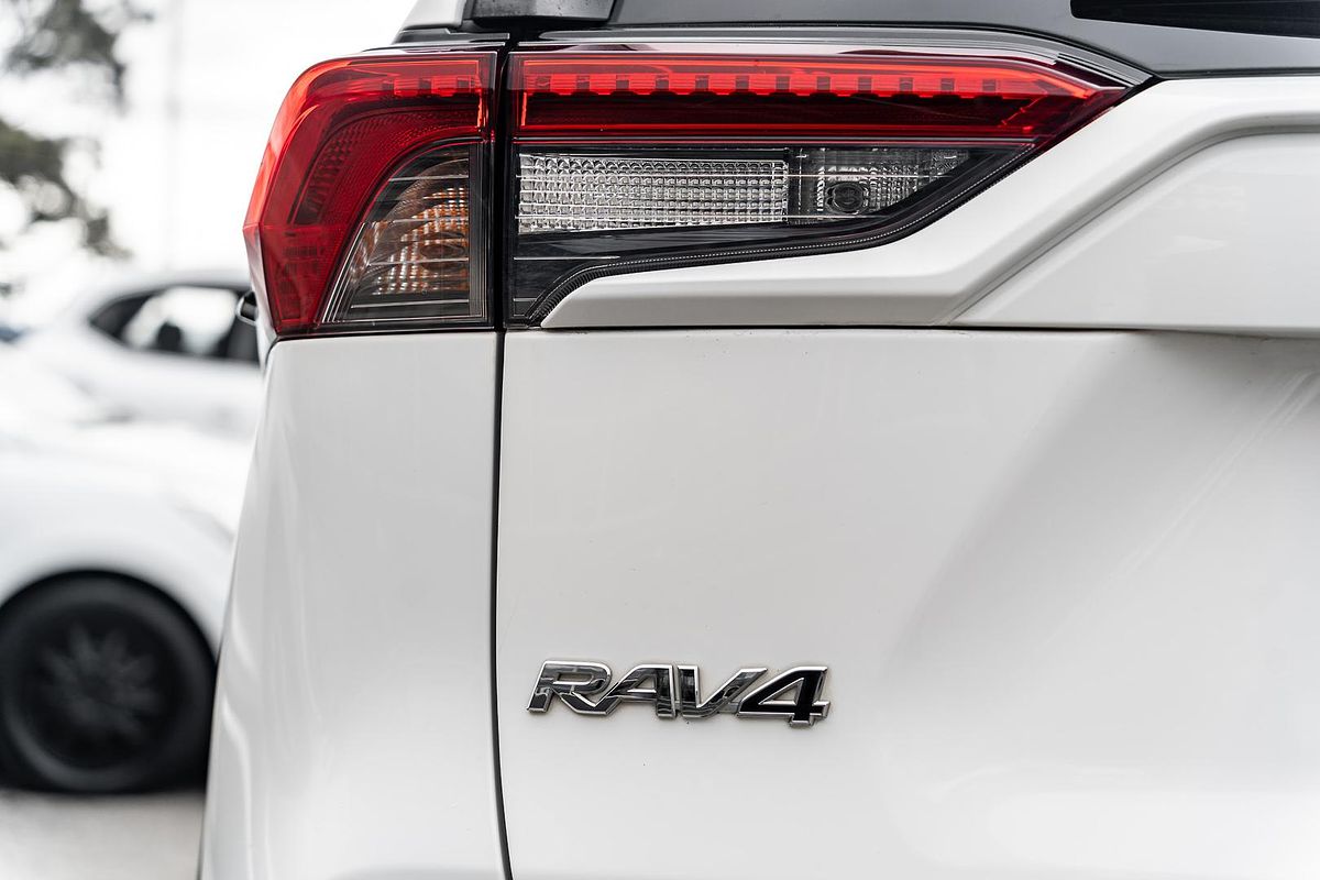 2019 Toyota RAV4 GX AXAH52R