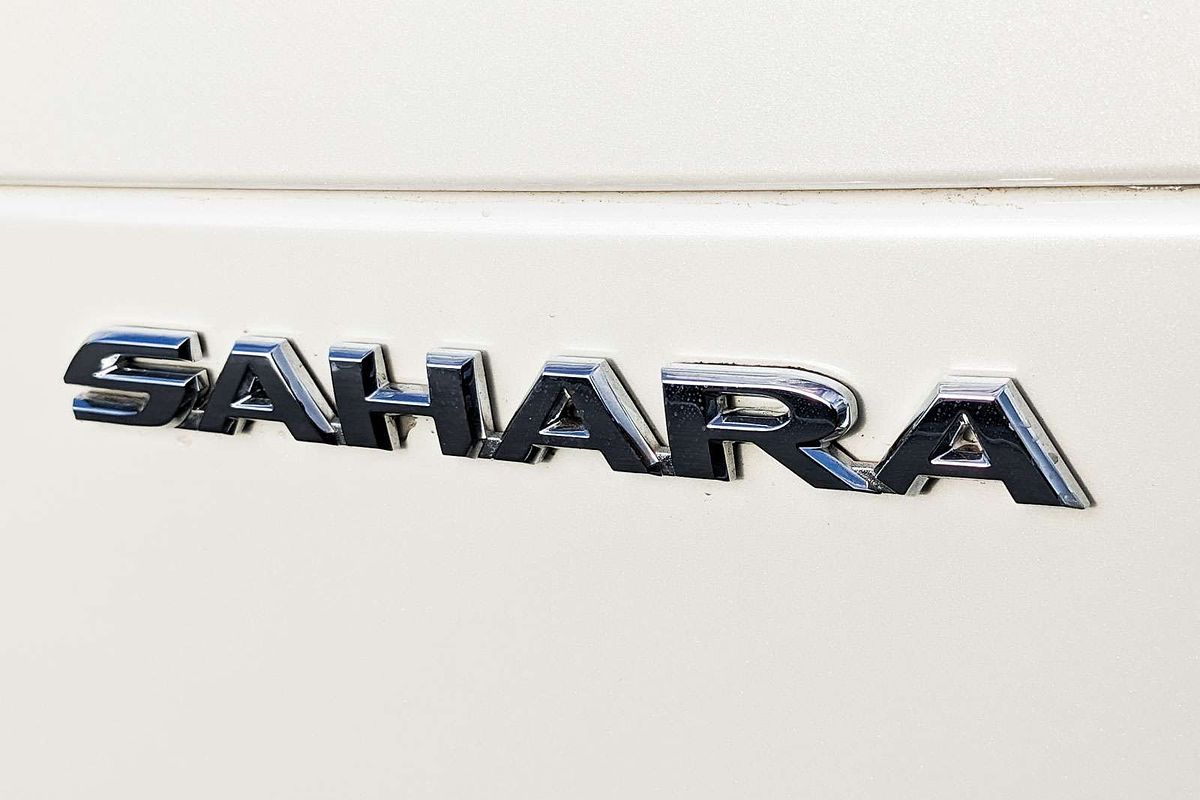 2024 Toyota Landcruiser Sahara FJA300R