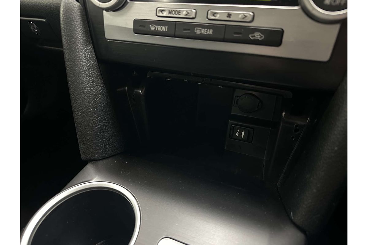 2016 Toyota Camry Atara S ASV50R