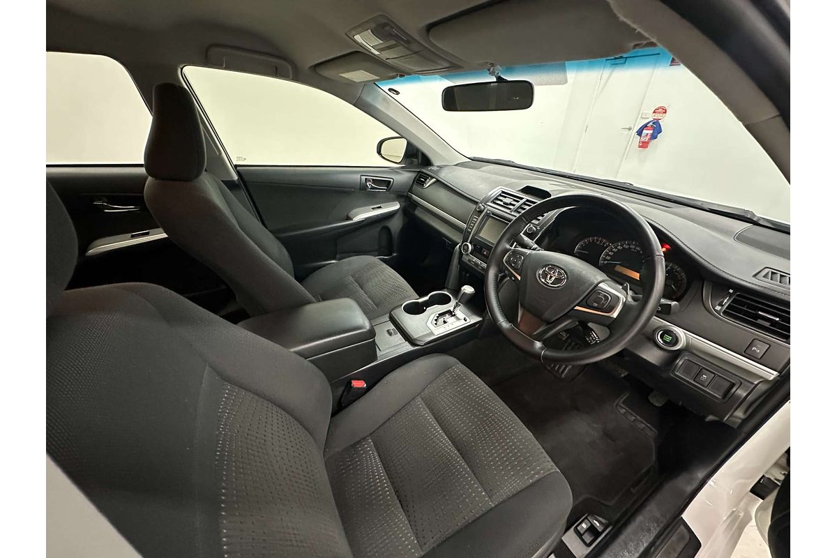 2016 Toyota Camry Atara S ASV50R