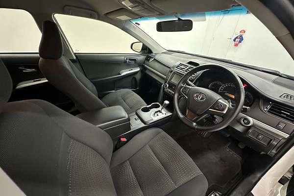 2016 Toyota Camry Atara S ASV50R