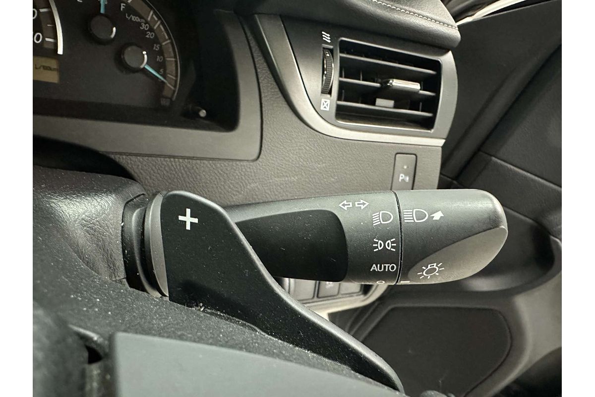2016 Toyota Camry Atara S ASV50R