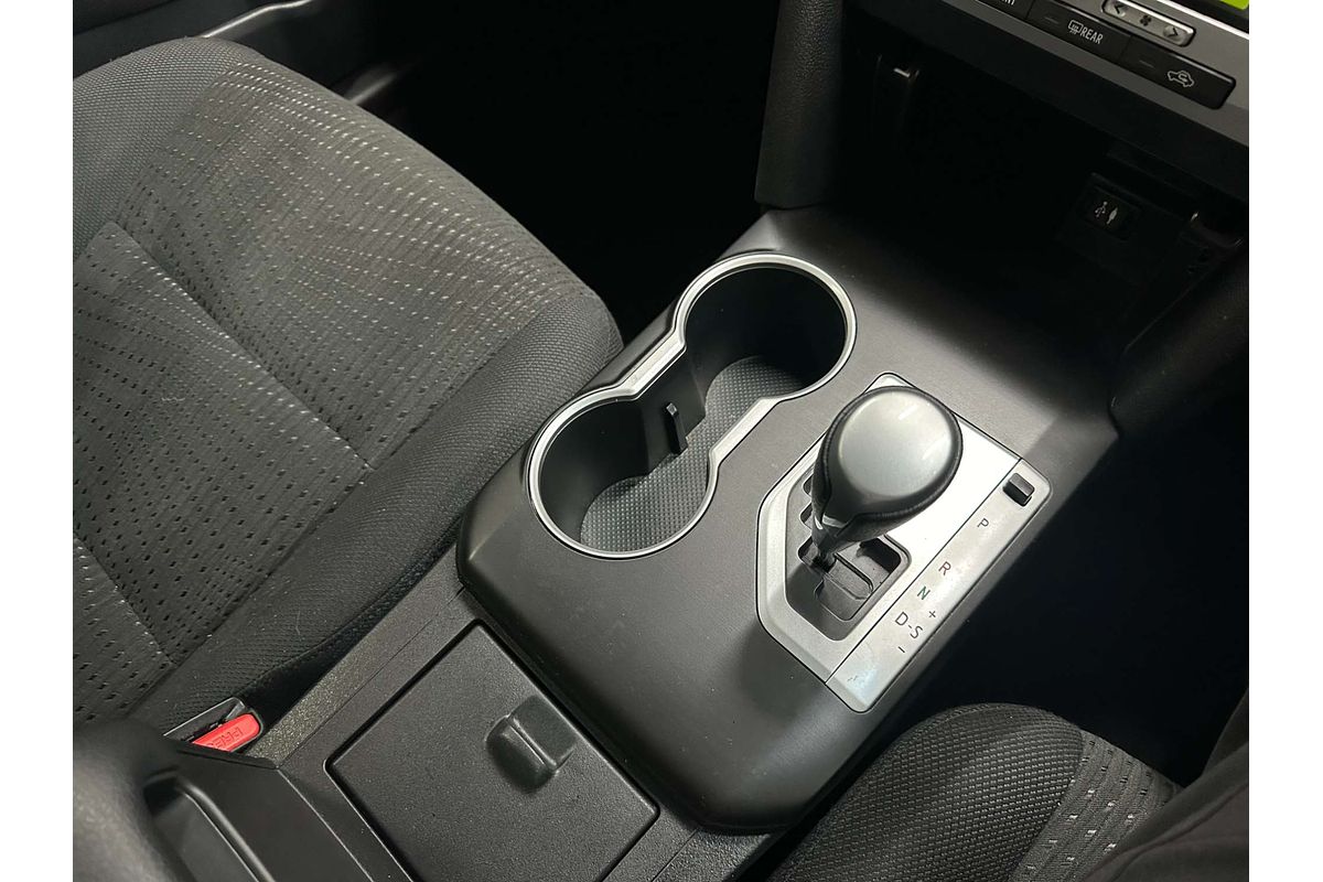 2016 Toyota Camry Atara S ASV50R