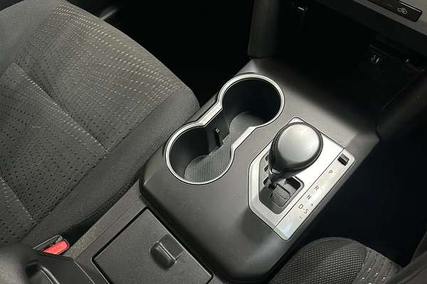 2016 Toyota Camry Atara S ASV50R