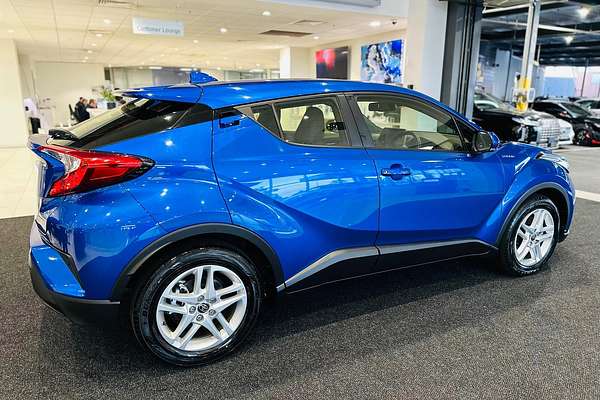 2022 Toyota C-HR GXL NGX10R