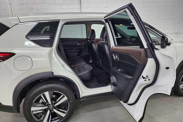 2024 Nissan X-TRAIL Ti e-POWER T33