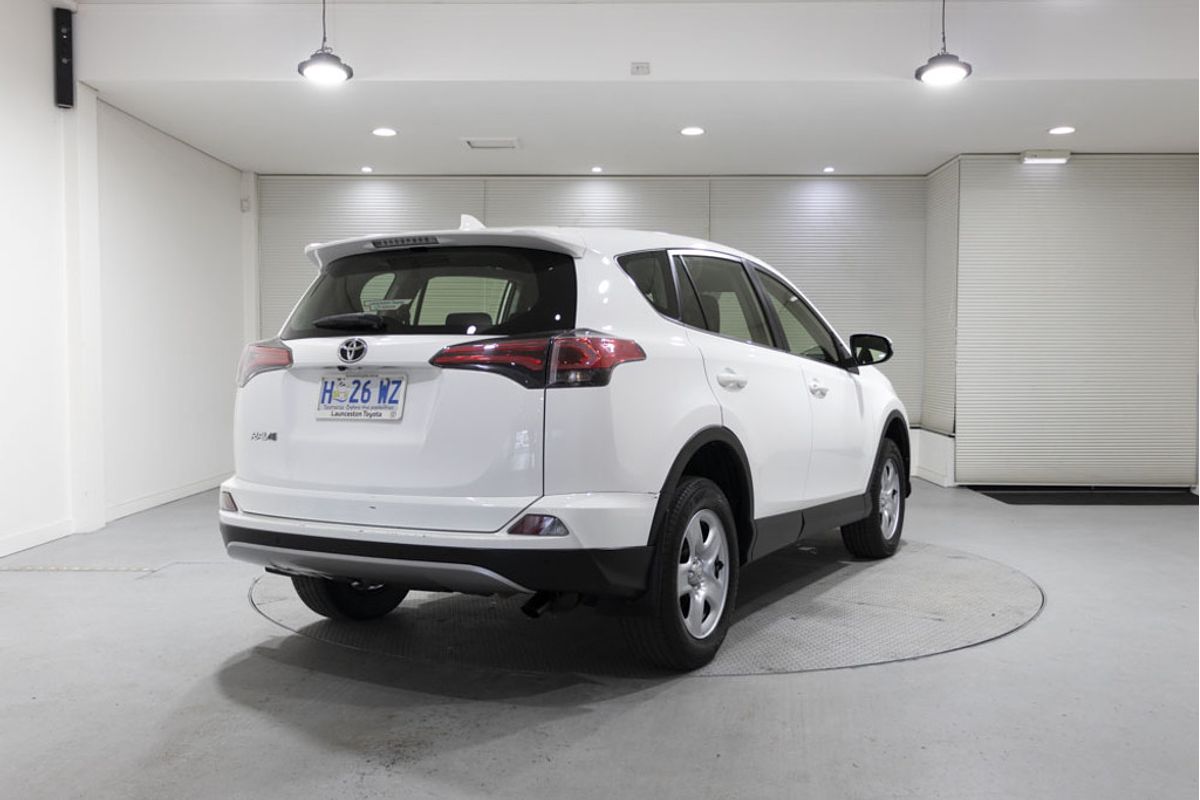 2018 Toyota RAV4 GX ZSA42R