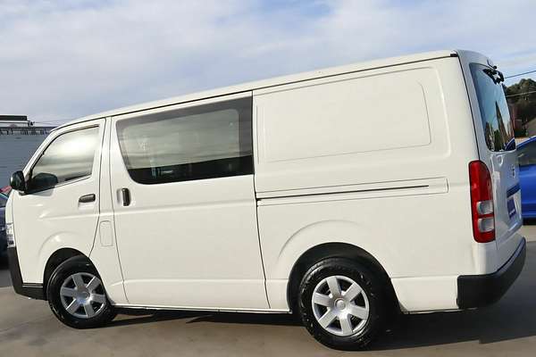 2017 Toyota HiAce LWB KDH201R