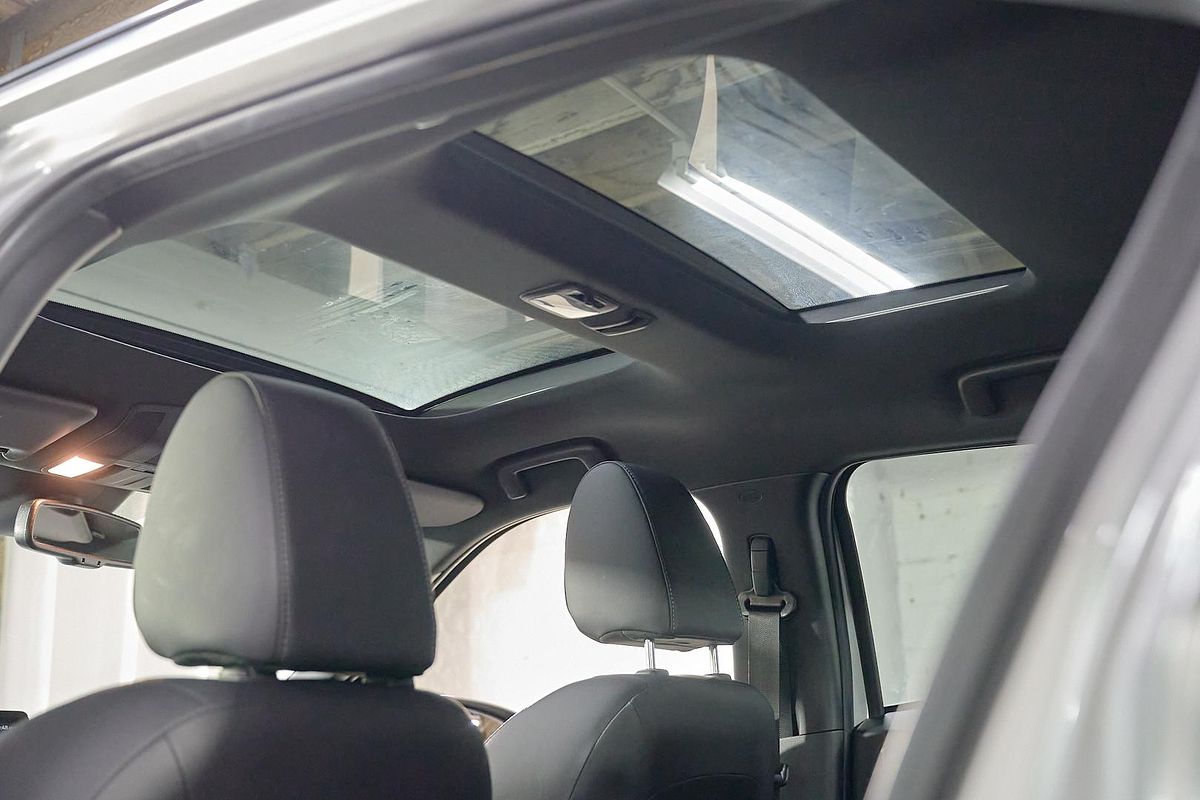 2021 Mitsubishi Eclipse Cross PHEV Exceed YB