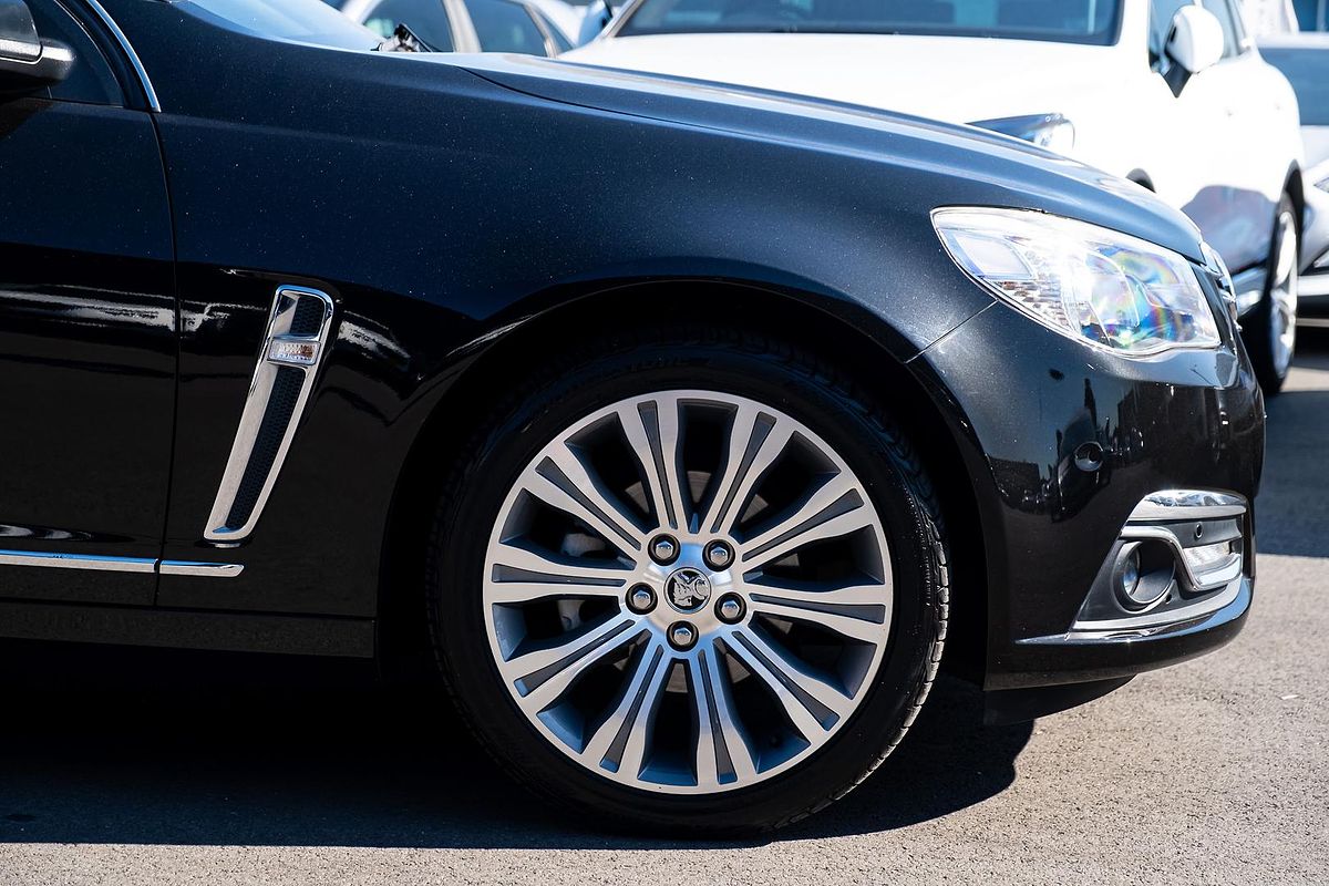 2015 Holden Calais V in Black Used Sedan Chullora NSW