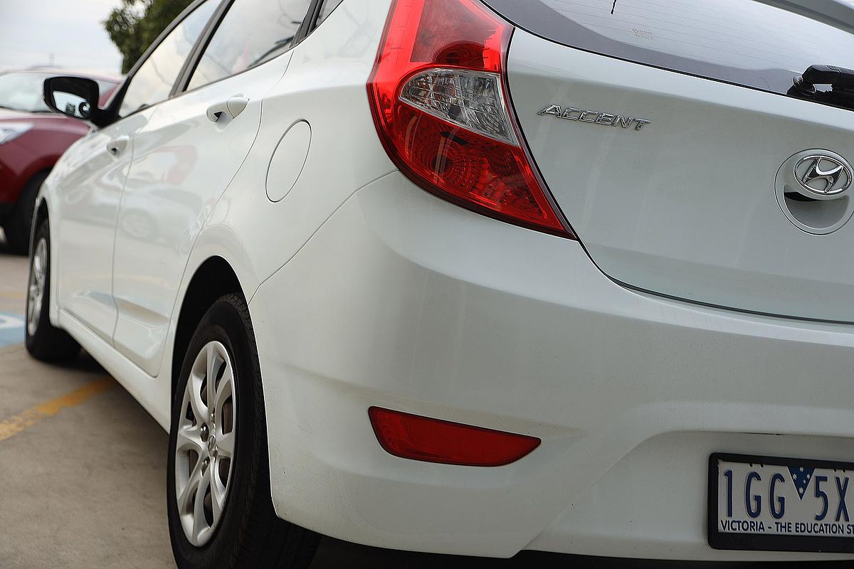 2014 Hyundai Accent Active RB2