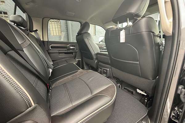 2024 RAM 2500 Laramie DJ 4X4