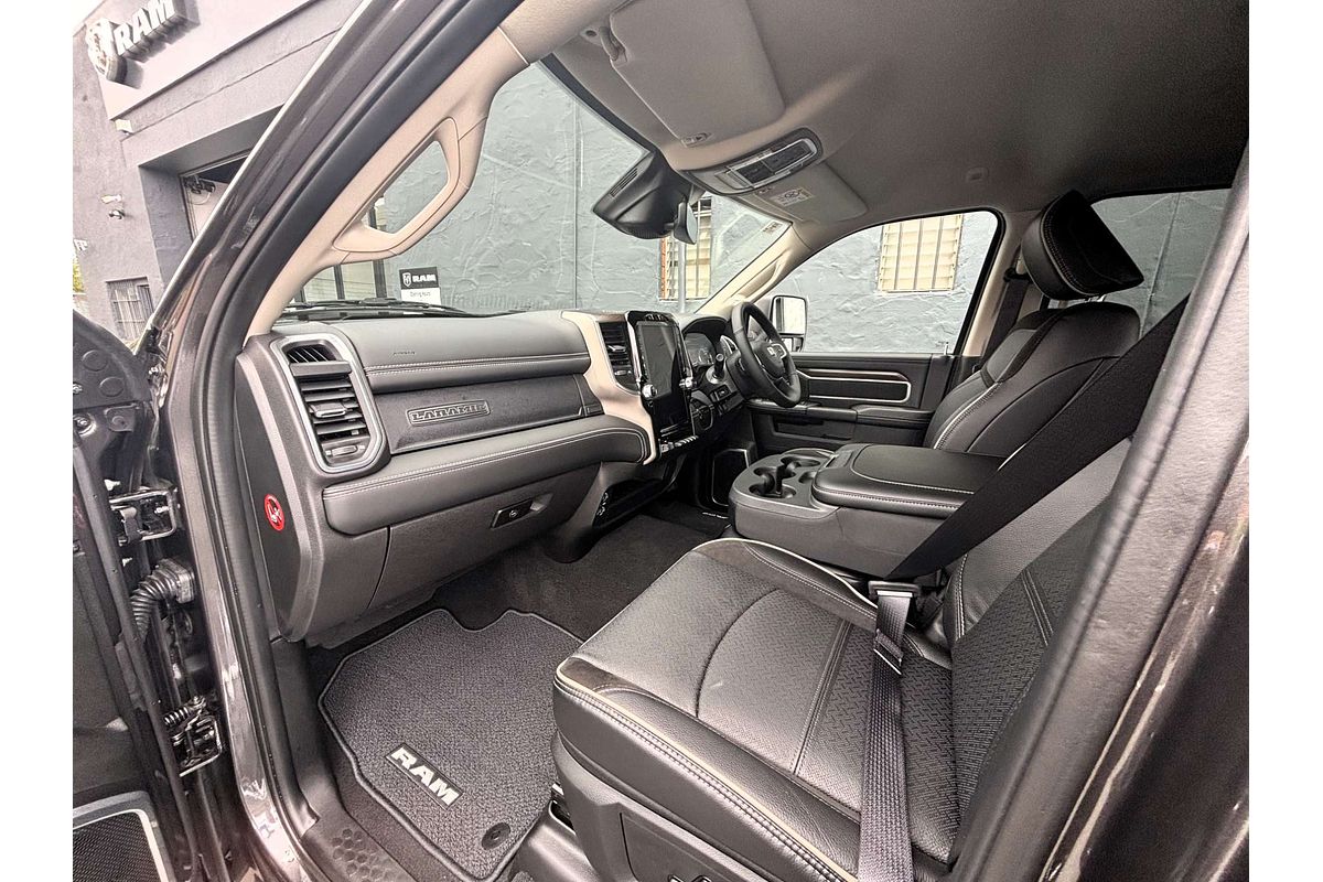 2024 RAM 2500 Laramie DJ 4X4