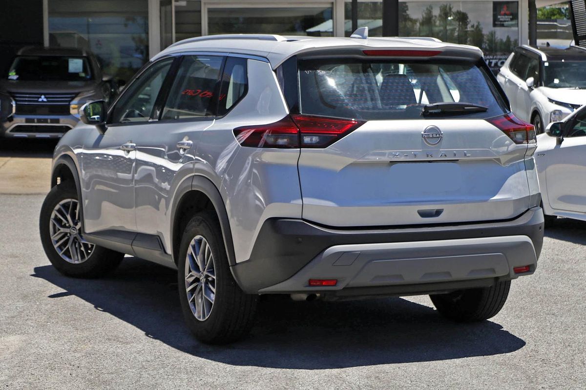 2023 Nissan X-TRAIL ST T33