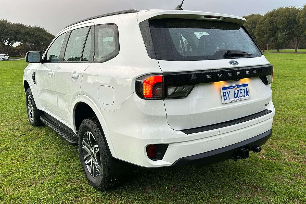 2022 Ford Everest Ambiente