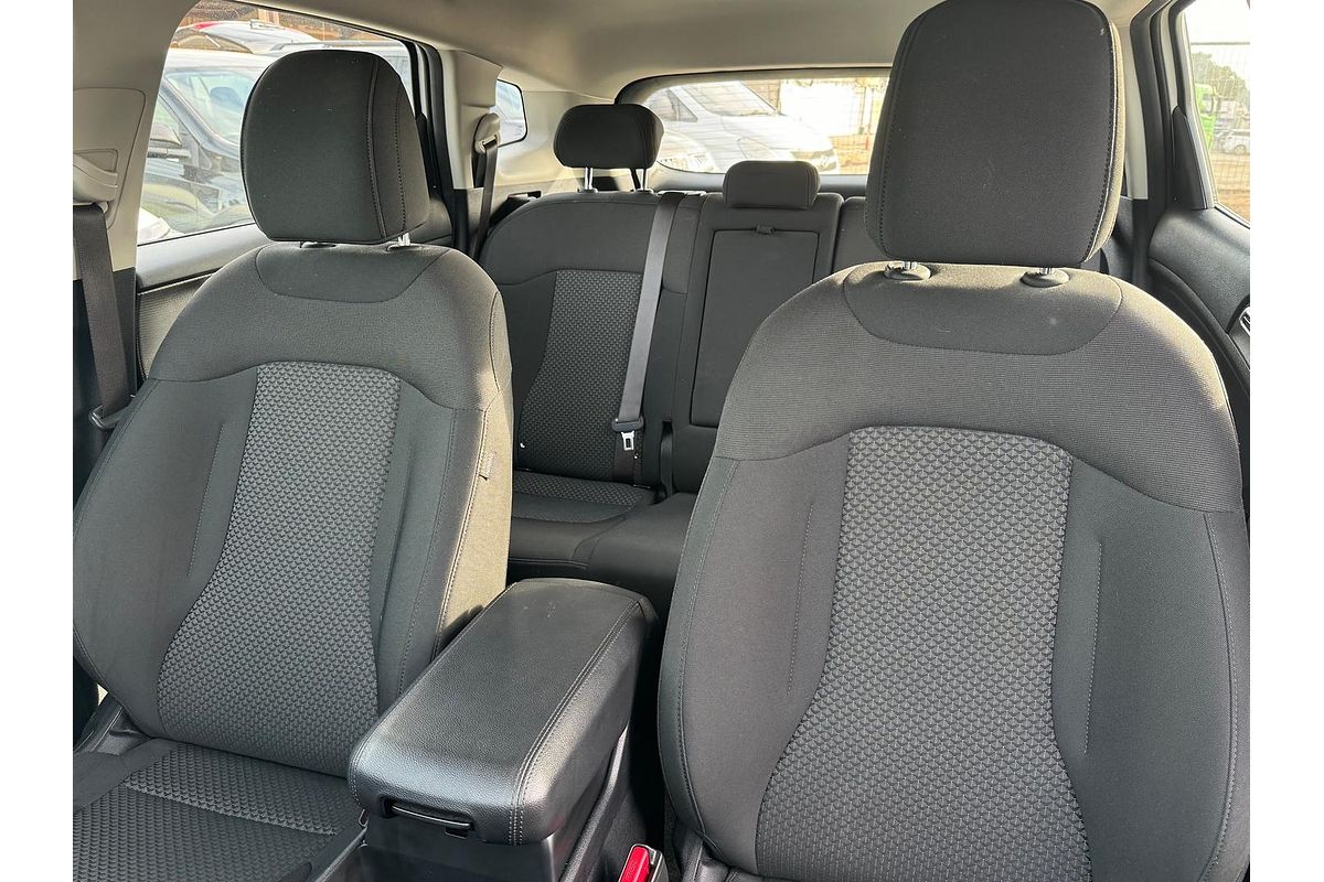 2022 Kia Sportage S NQ5