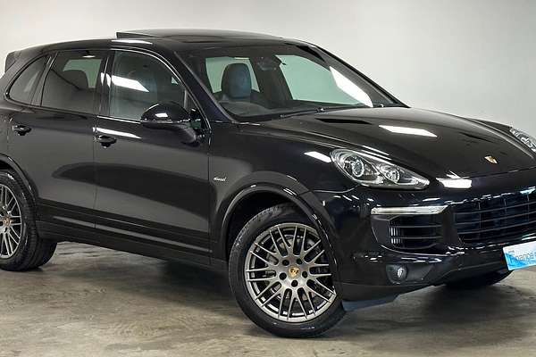 2017 Porsche Cayenne Diesel Platinum Edition 92A