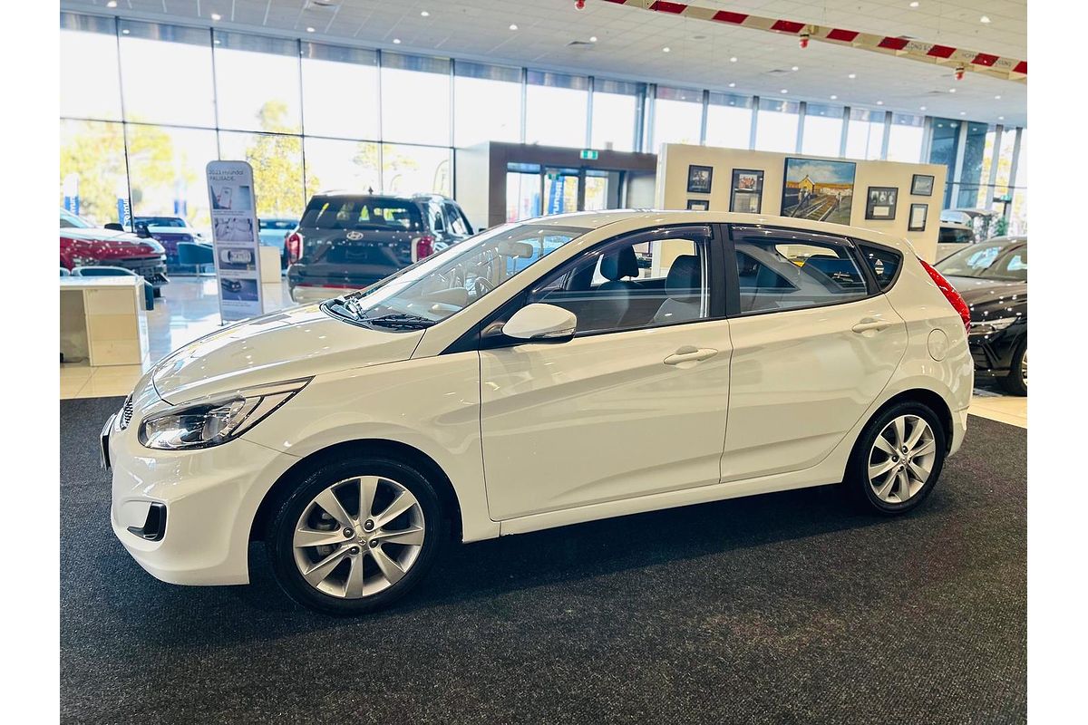 2018 Hyundai Accent Sport RB6