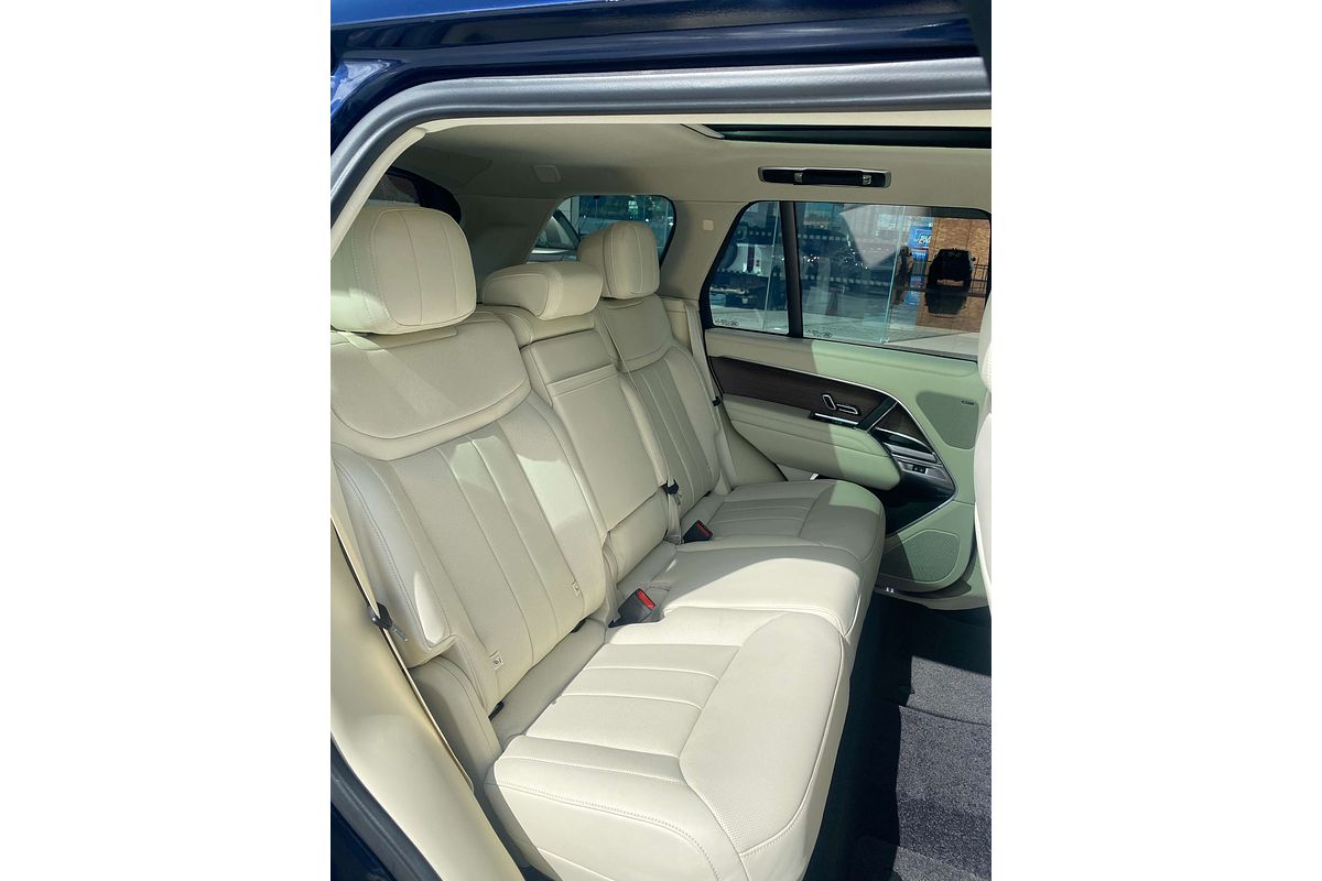 2023 Land Rover Range Rover P530 HSE L460