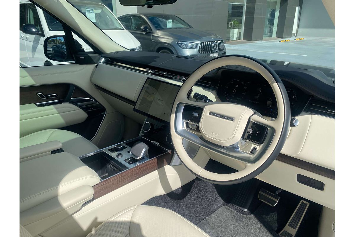 2023 Land Rover Range Rover P530 HSE L460