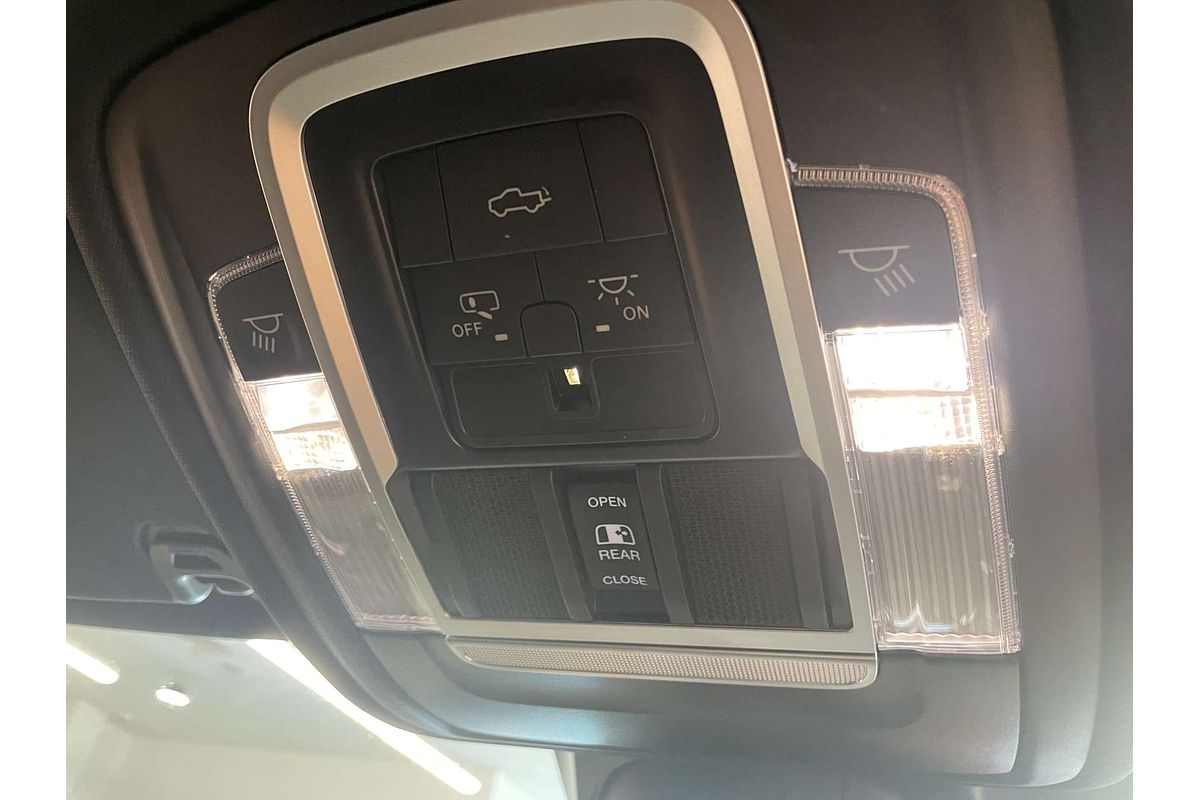 2024 RAM 1500 Laramie Sport RamBox DT 4X4 SWB