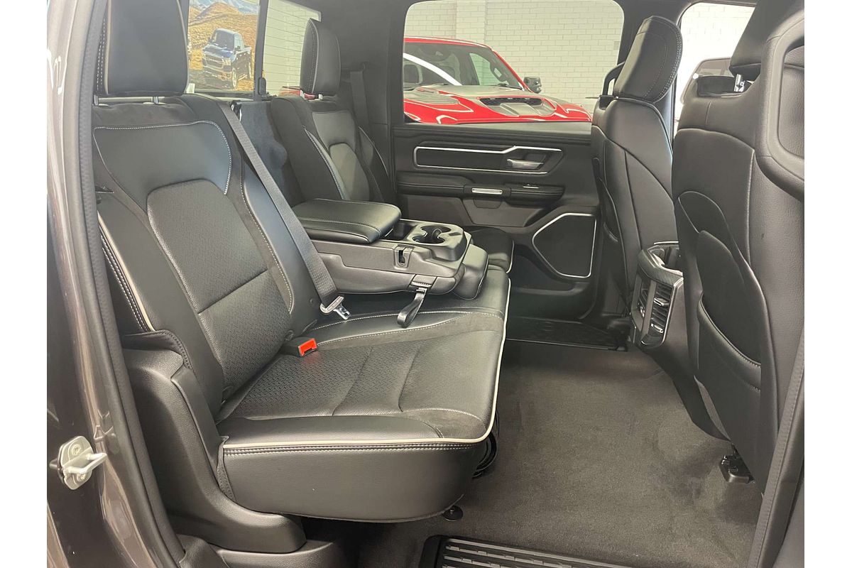2024 RAM 1500 Laramie Sport RamBox DT 4X4 SWB