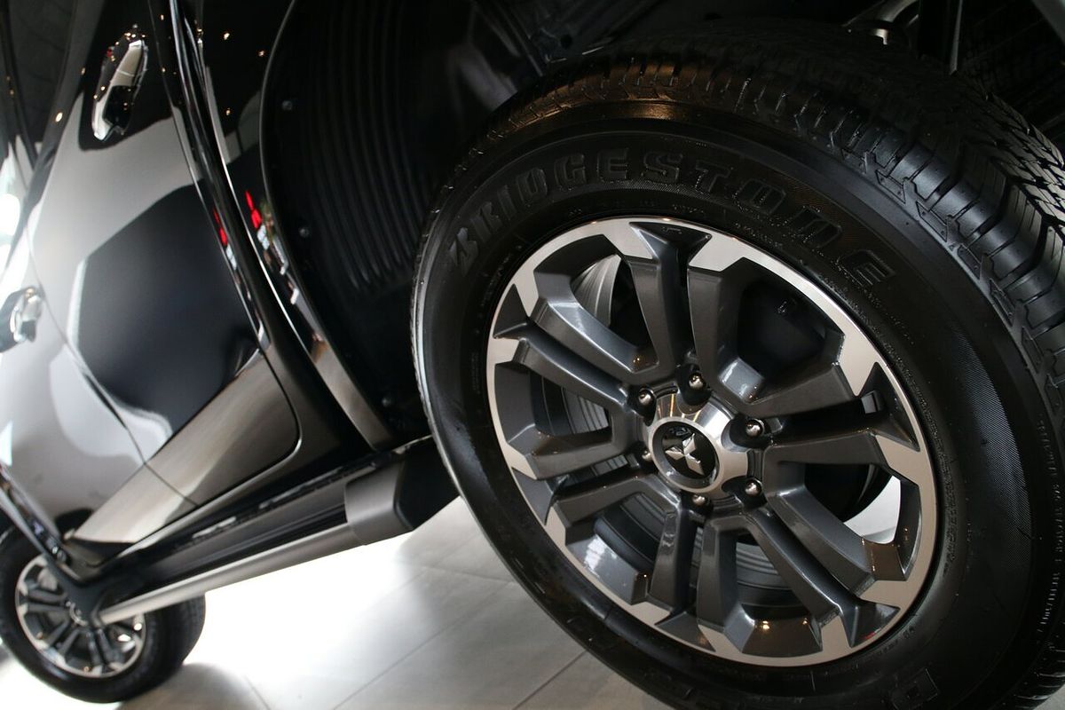 2023 Mitsubishi Triton GLS MR 4X4