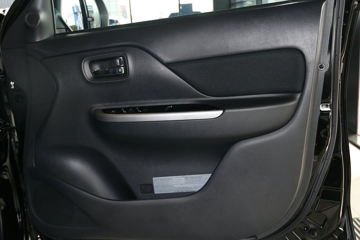 2023 Mitsubishi Triton GLS MR 4X4