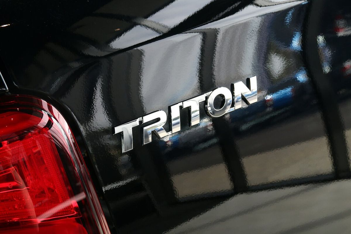 2023 Mitsubishi Triton GLS MR 4X4