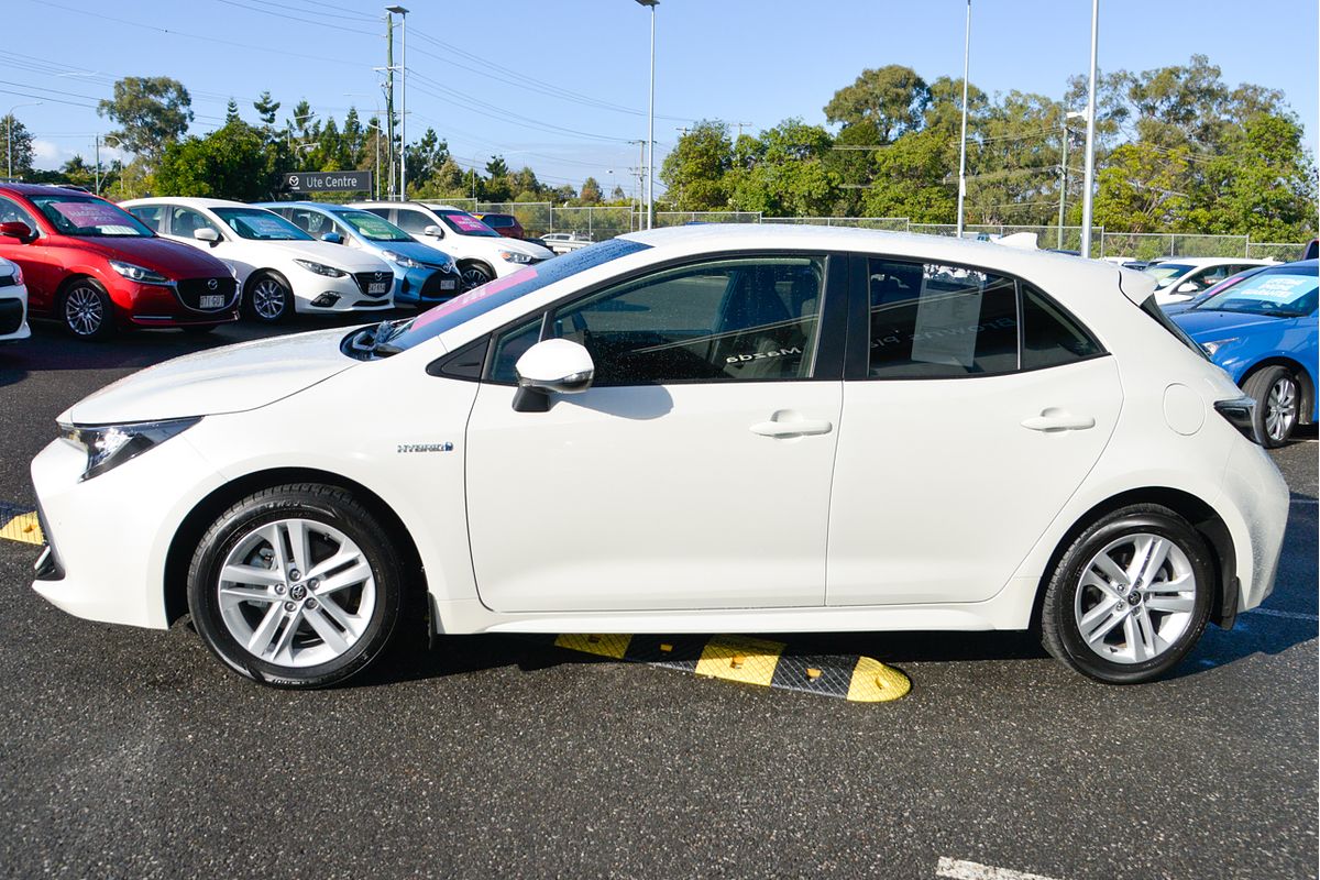 2020 Toyota Corolla SX Hybrid ZWE211R