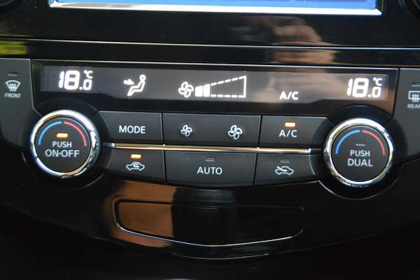 2017 Nissan X-TRAIL ST-L T32 Series II