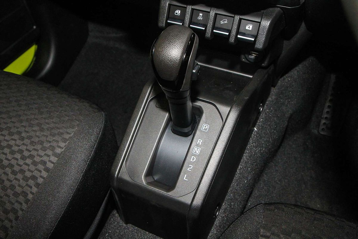 2023 Suzuki Jimny GLX GJ