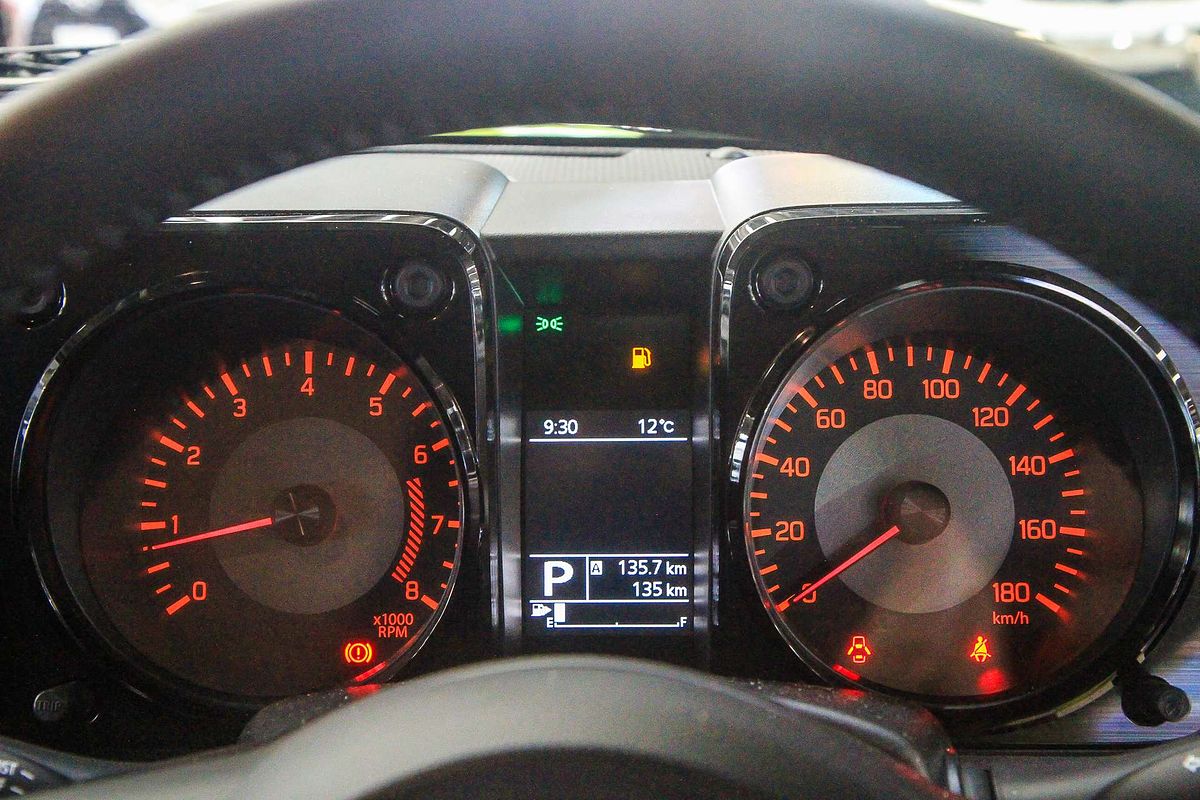 2023 Suzuki Jimny GLX GJ