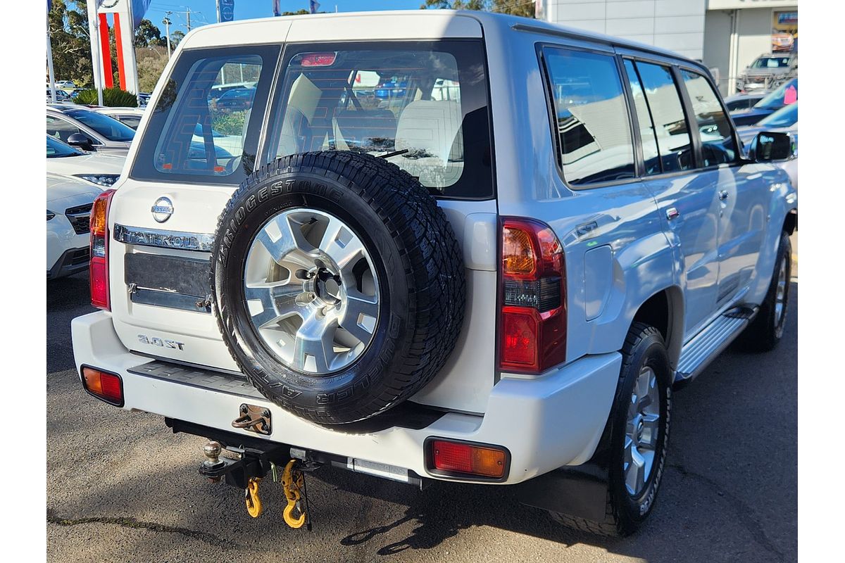 2016 Nissan Patrol ST Y61