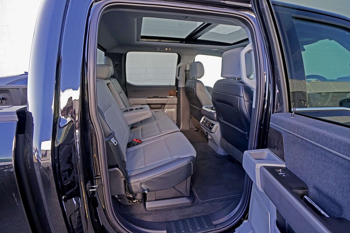 2023 Ford F-150 Lariat 4X4 SWB