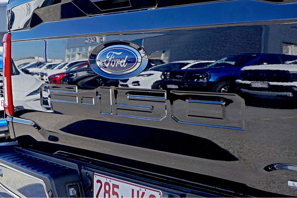 2023 Ford F-150 Lariat 4X4 SWB