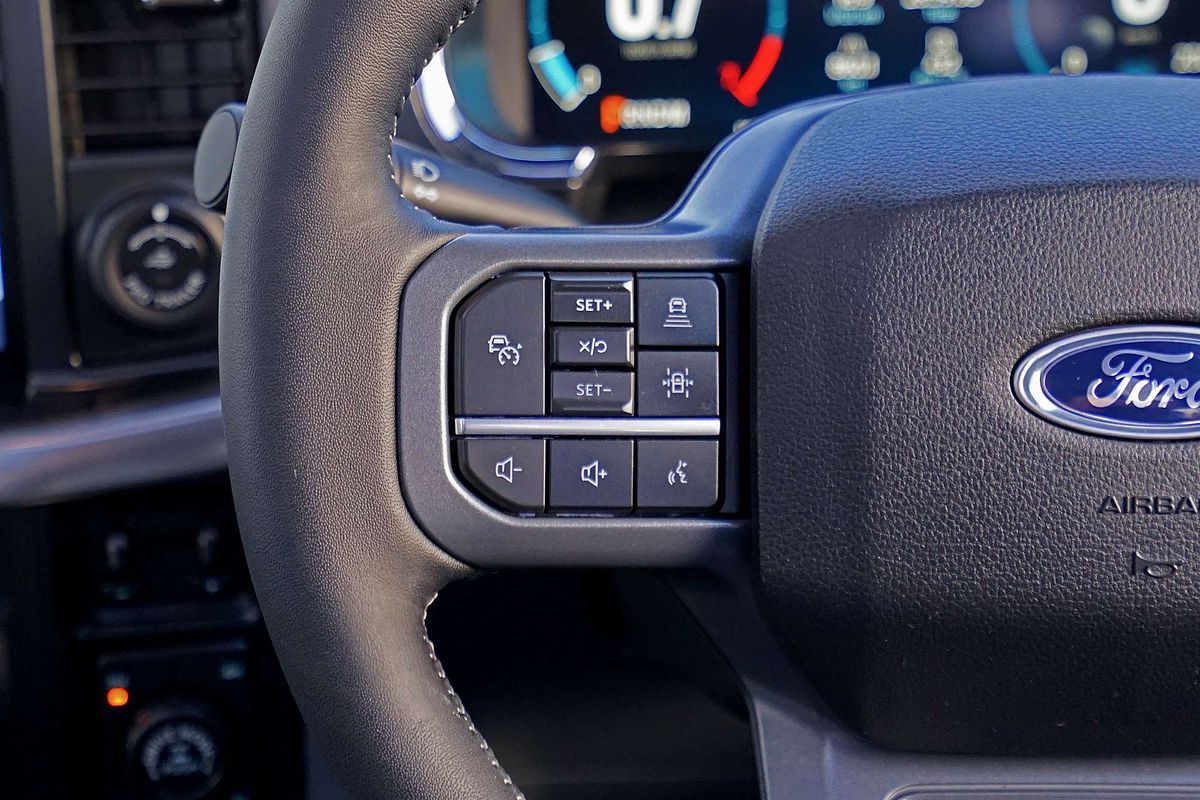 2023 Ford F-150 Lariat 4X4 SWB