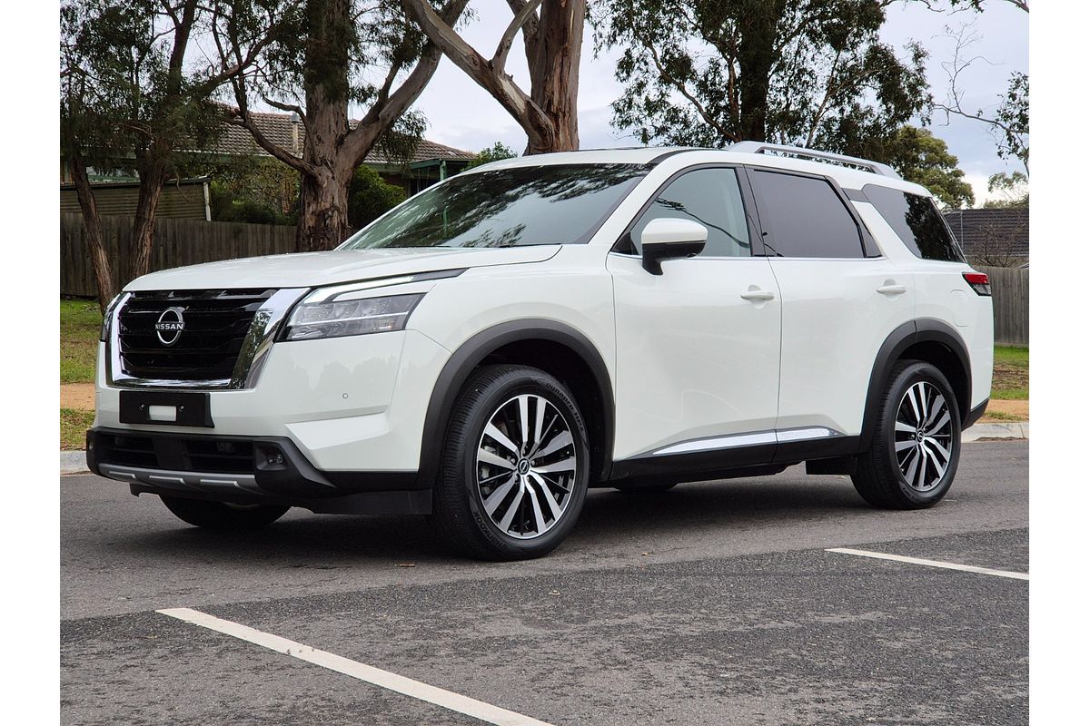 2023 Nissan Pathfinder Ti-L R53