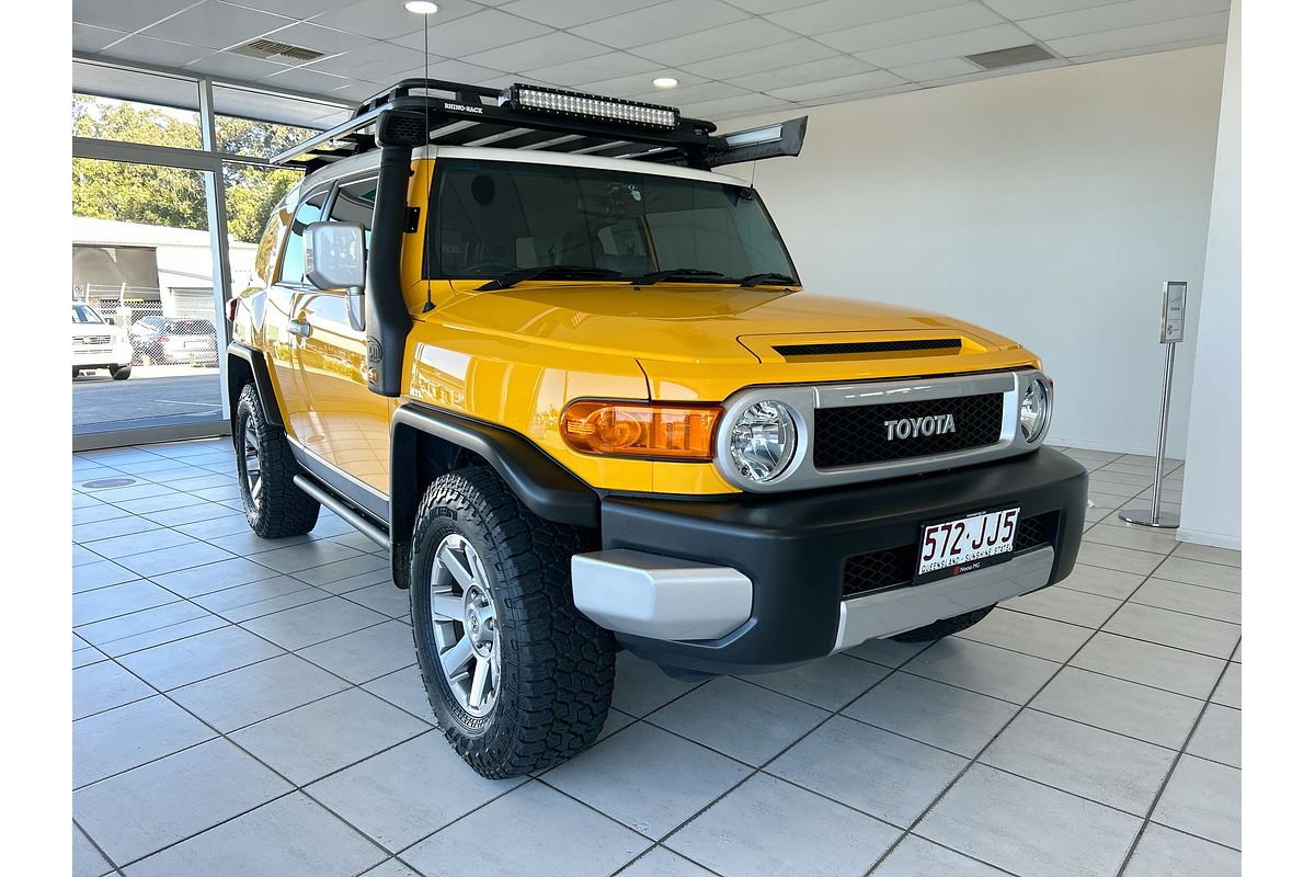 2014 Toyota FJ Cruiser GSJ15R