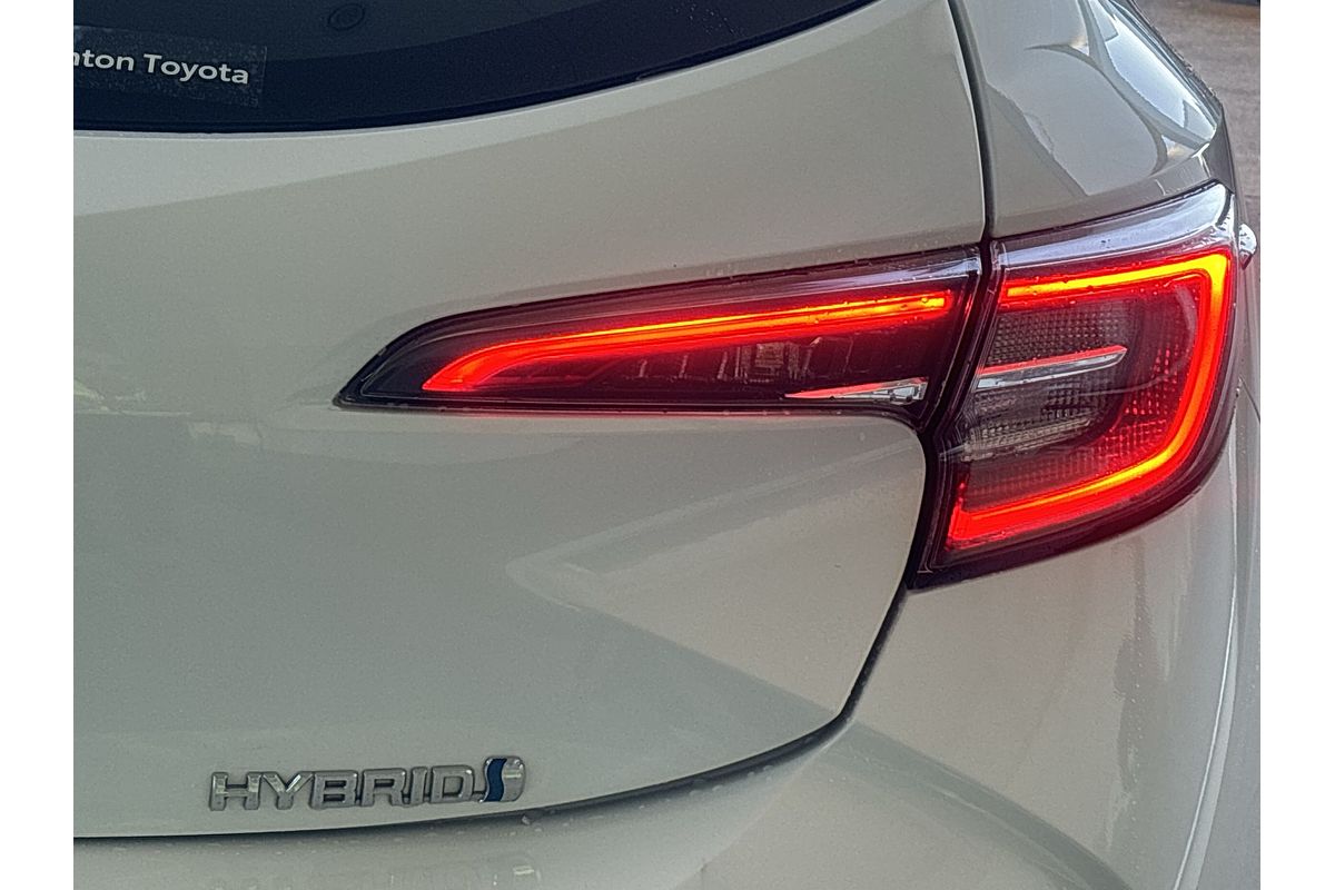 2020 Toyota Corolla Ascent Sport Hybrid ZWE211R