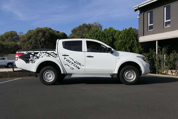 2015 Mitsubishi Triton GLX MQ 4X4