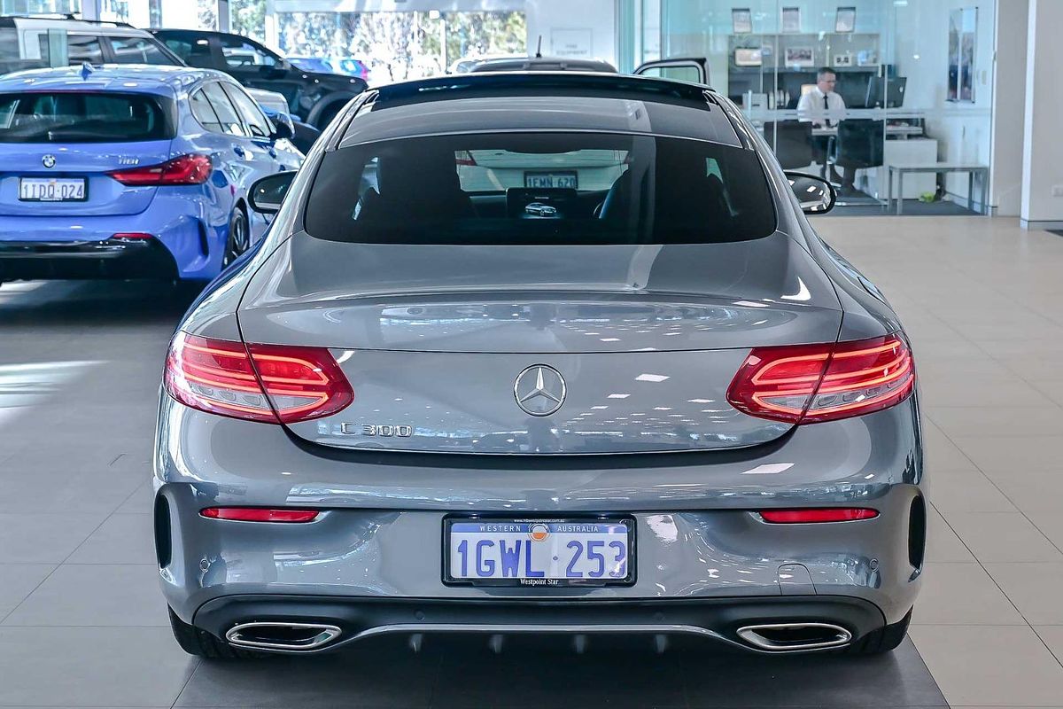 2016 Mercedes Benz C-Class C300 C205