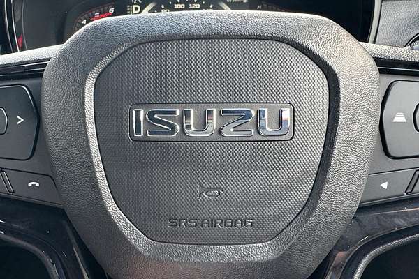 2024 Isuzu D-MAX X-TERRAIN 4X4