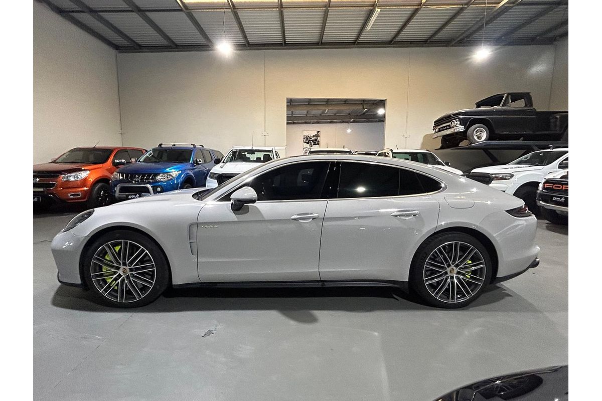 2017 Porsche Panamera Turbo S E-Hybrid 971