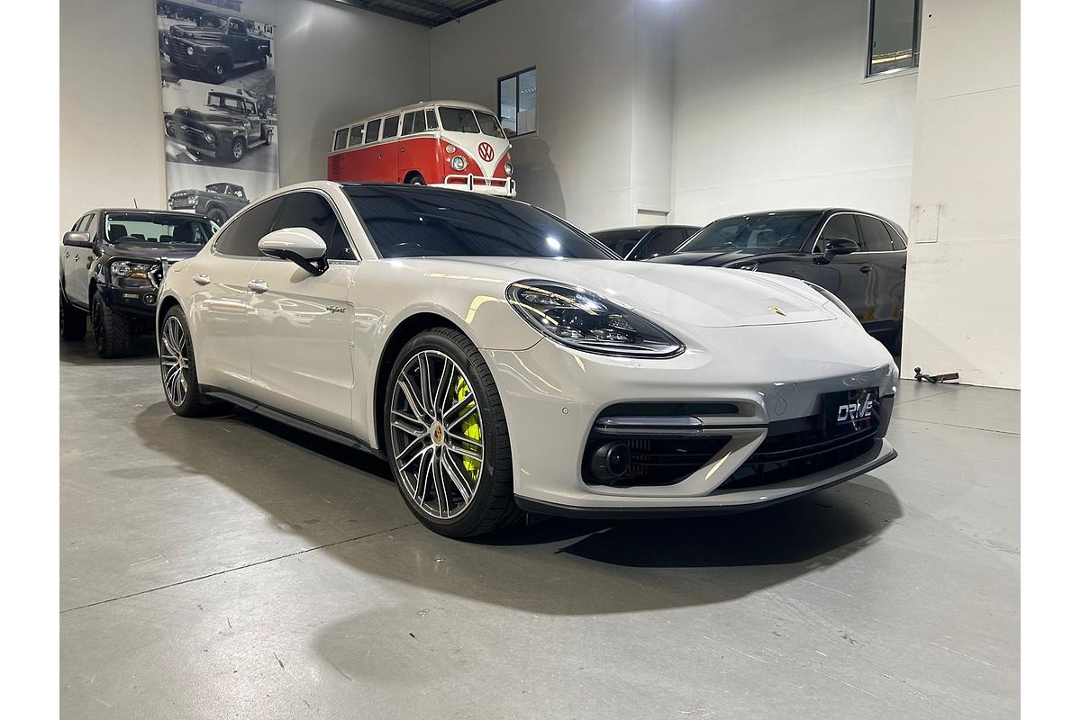 2017 Porsche Panamera Turbo S E-Hybrid 971