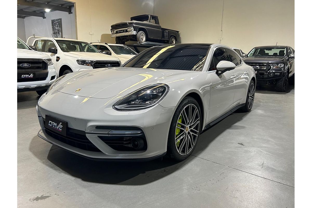 2017 Porsche Panamera Turbo S E-Hybrid 971