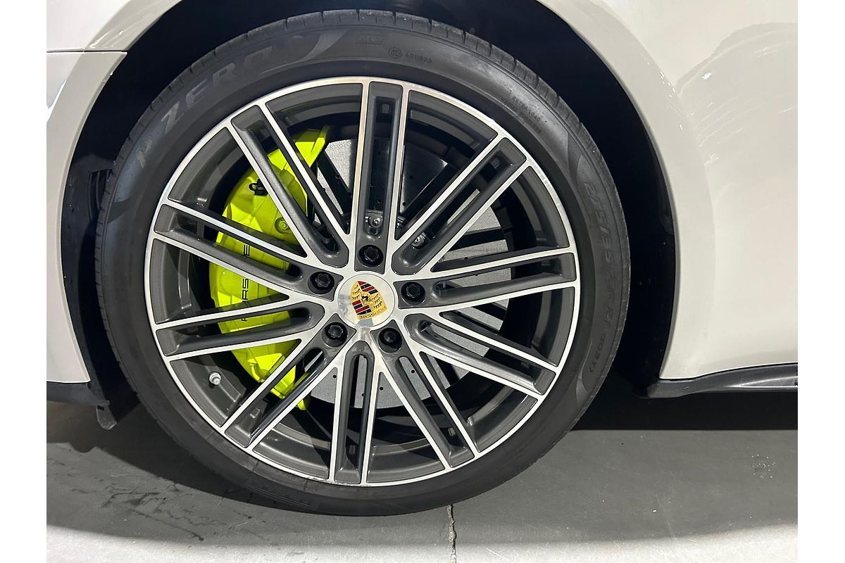 2017 Porsche Panamera Turbo S E-Hybrid 971